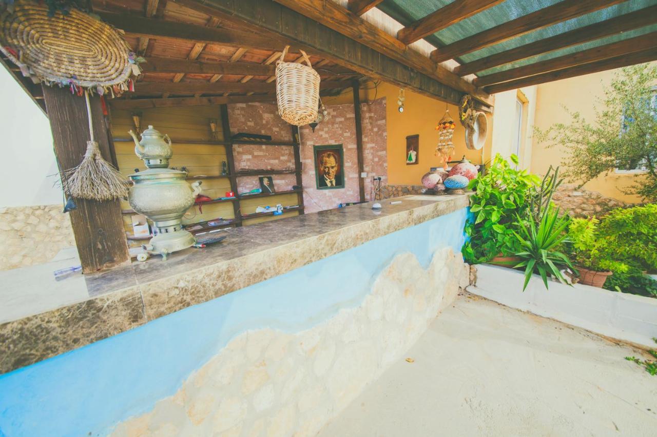 Castle Karpasia Guest House Authentic Atmosphere ! Rizokarpaso Exterior foto