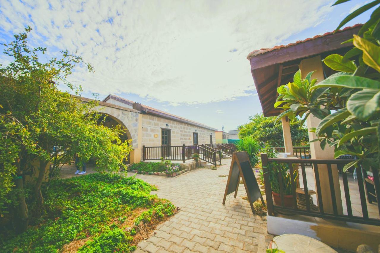 Castle Karpasia Guest House Authentic Atmosphere ! Rizokarpaso Exterior foto